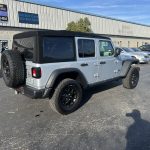 2024 Jeep Wrangler Willys 4×4 Hybrid full