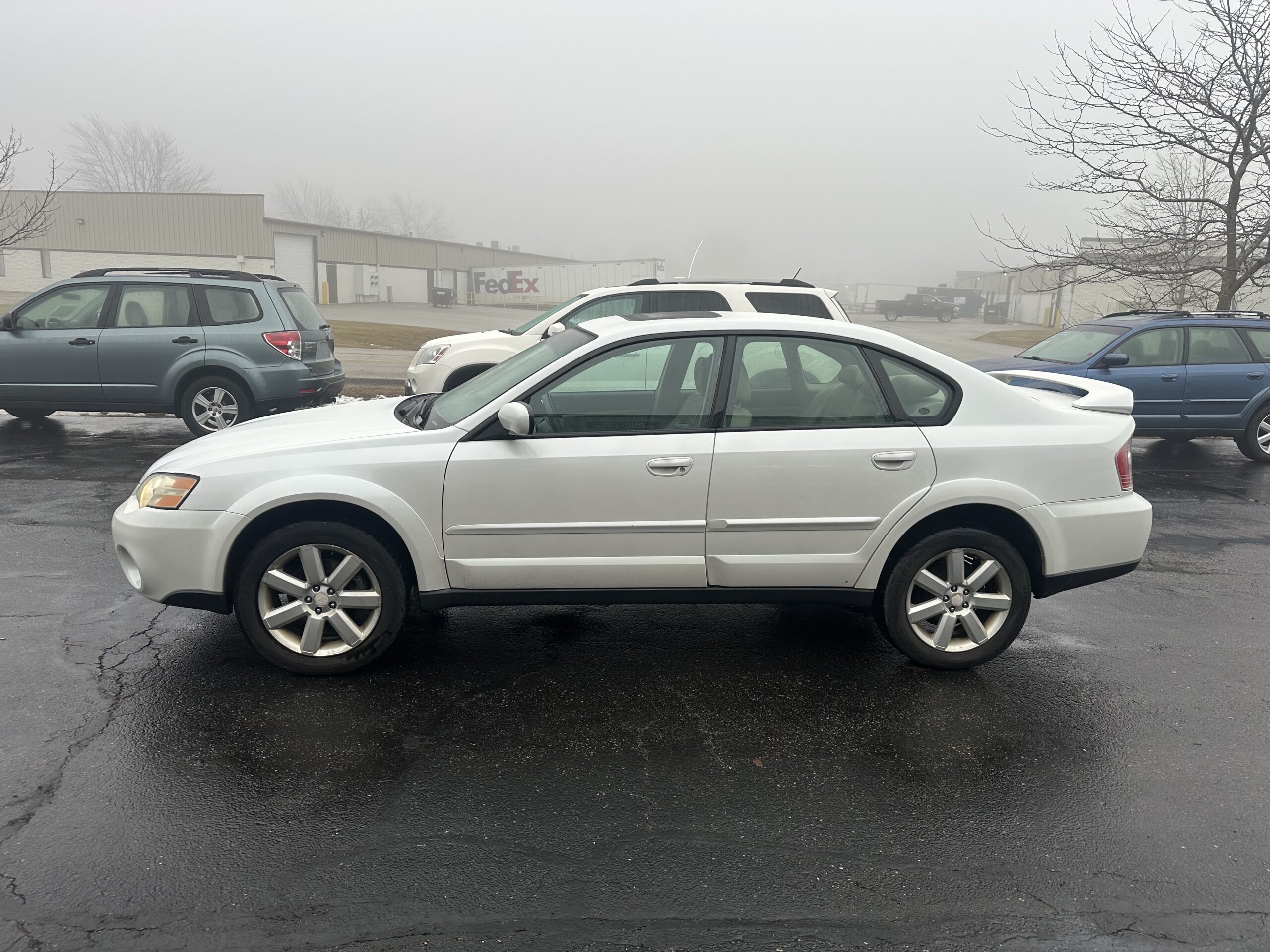 
								2006 Subaru Outback Sedan One Owner Timing Belt Water Pump Head Gaskets replaced full									