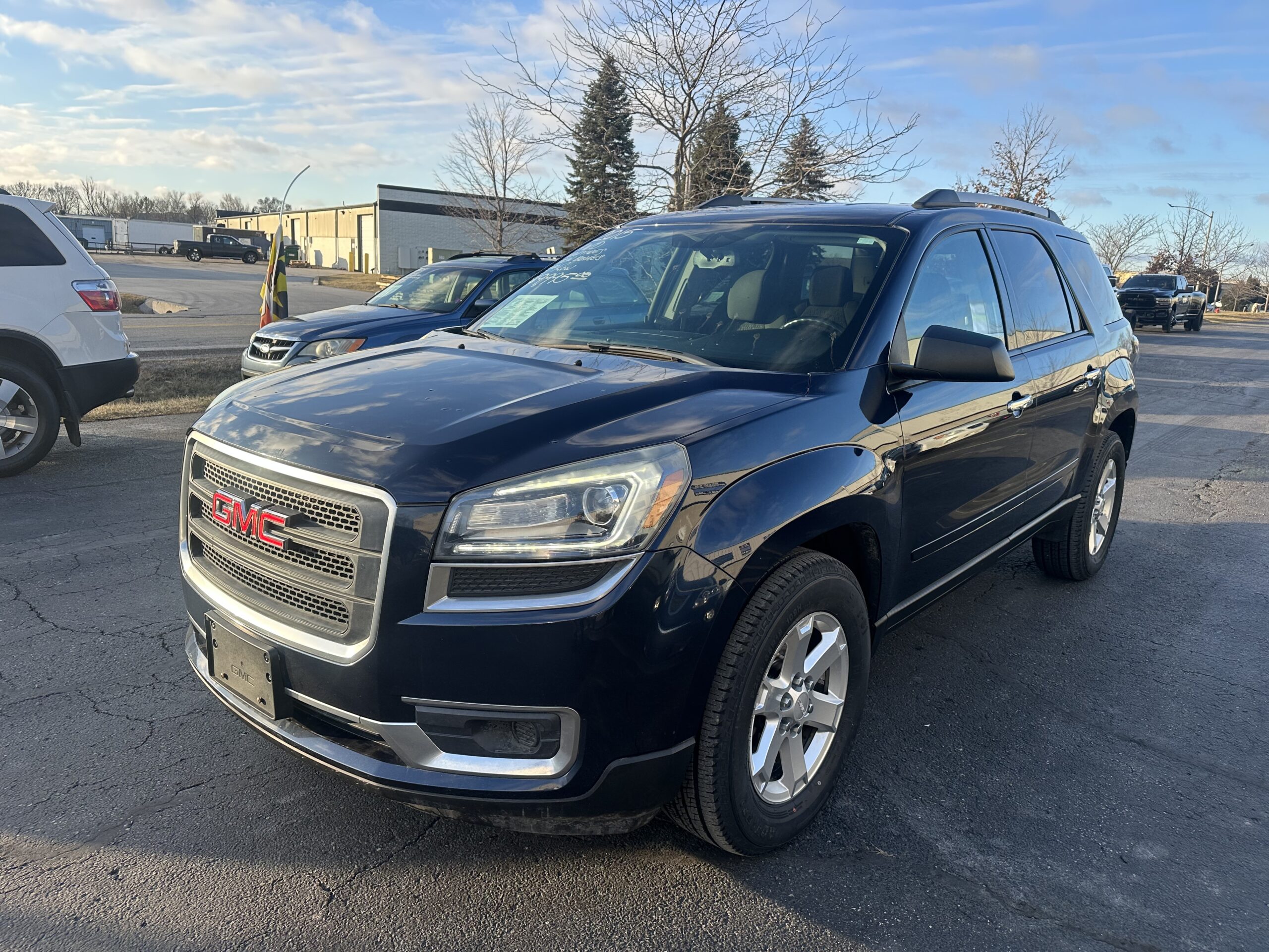 
								2015 GMC Acaida SLE AWD full									