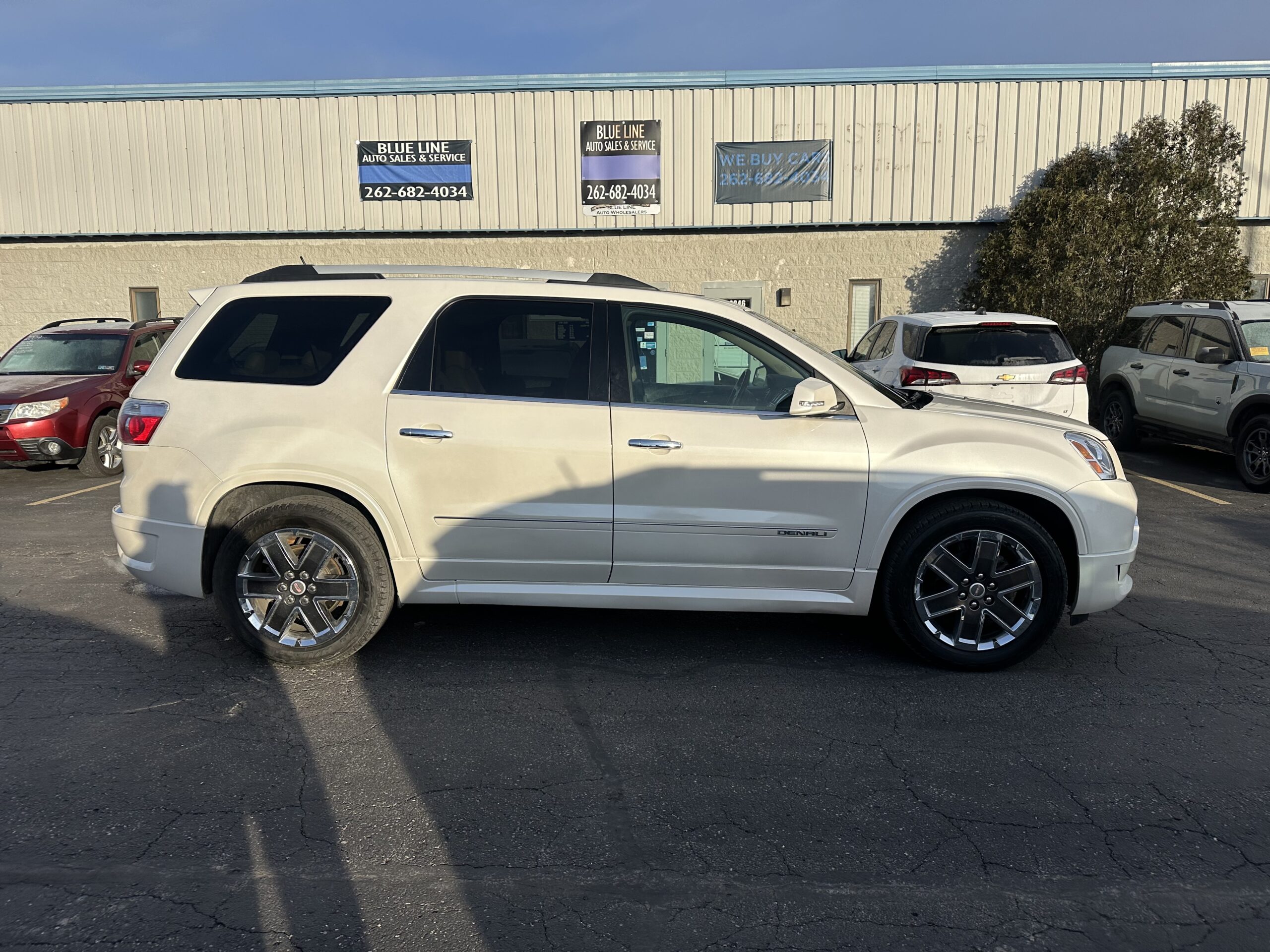 
								2012 GMC Acadia Denali AWD full									