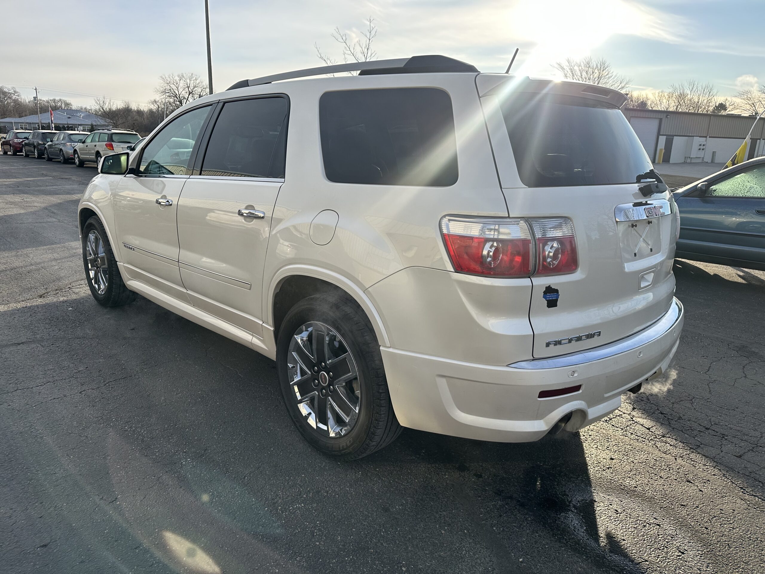 
								2012 GMC Acadia Denali AWD full									