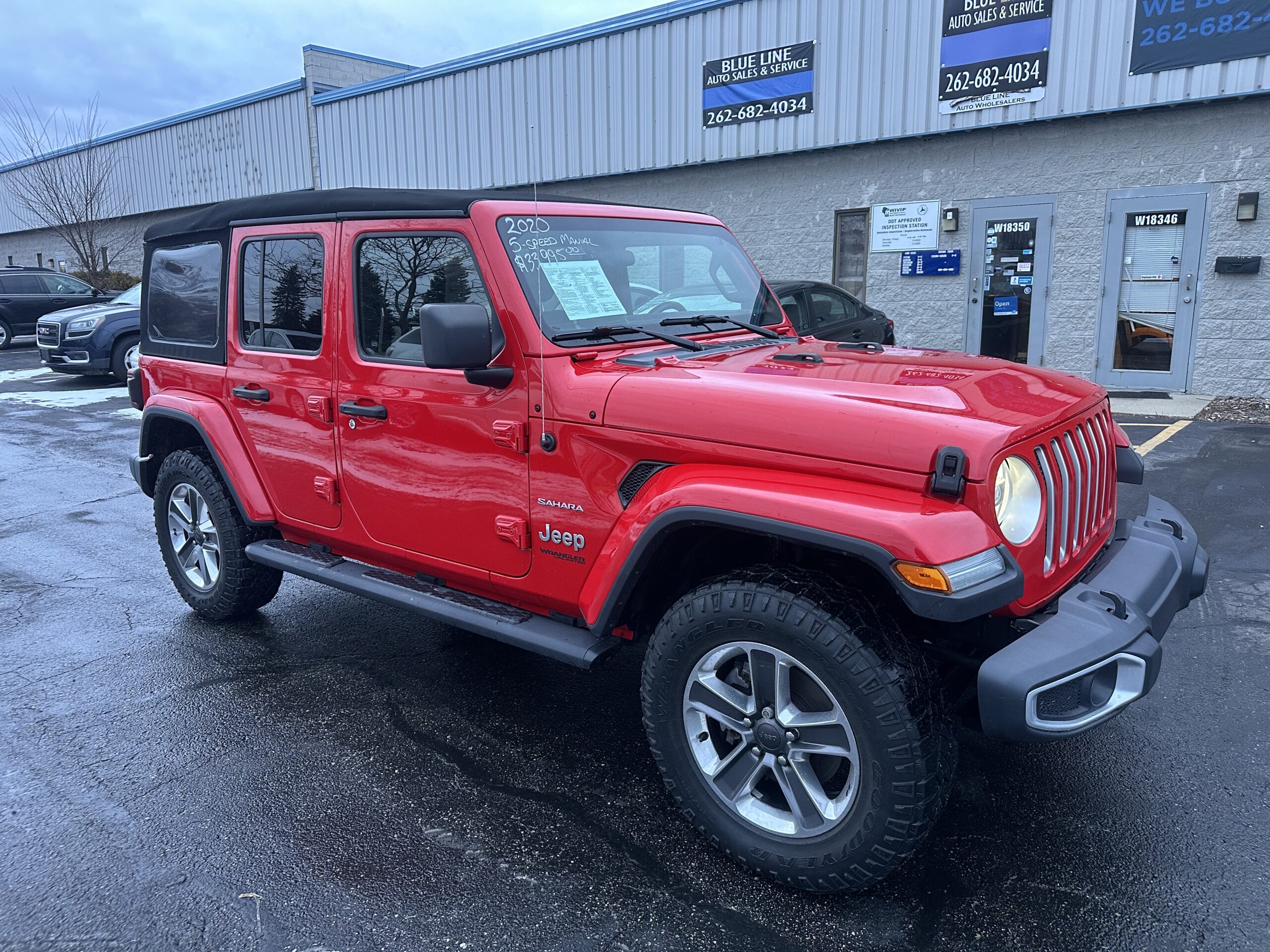 
								2020 Jeep Wrangler Unlimited Sahara Altitude full									