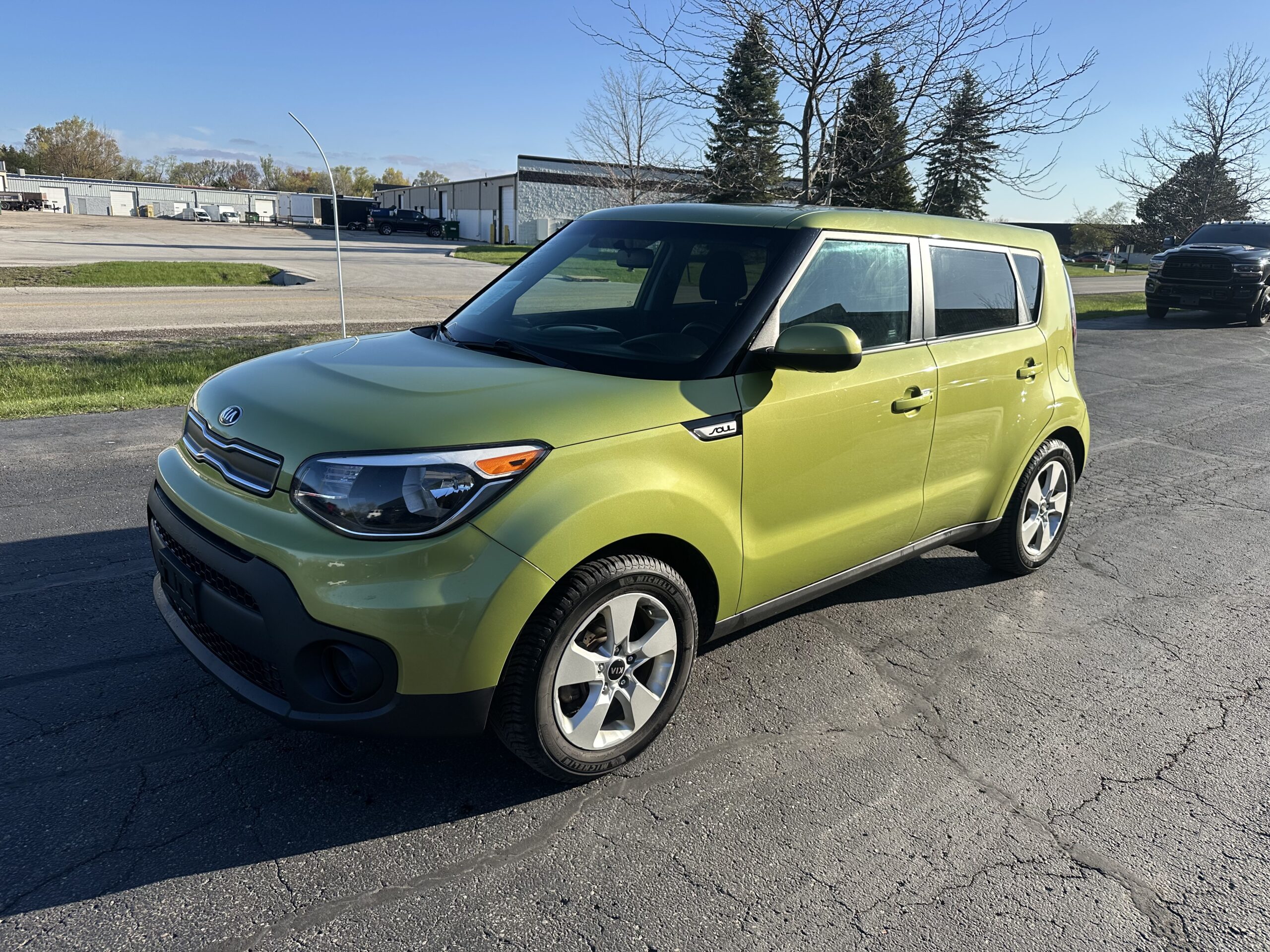 
								2018 Kia Soul 6 speed manual transmission full									