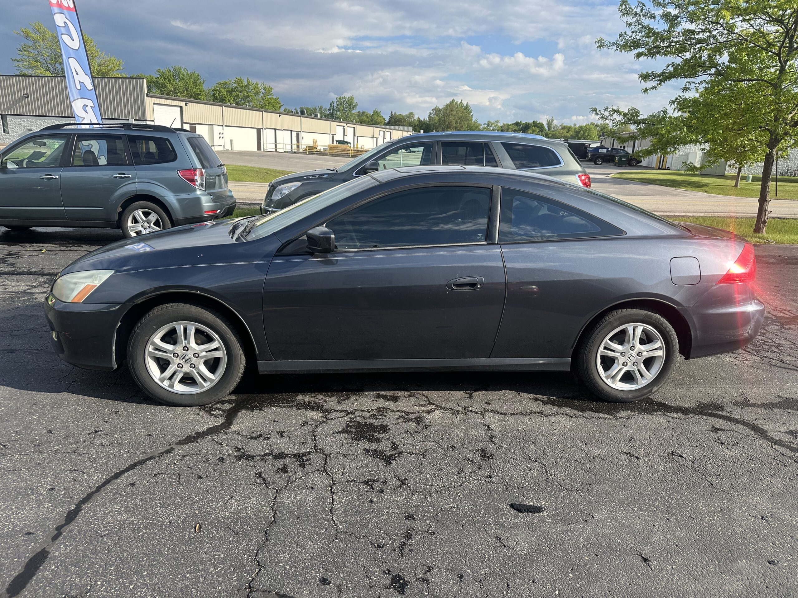 
								2007 Honda Accord EX Coupe from Florida never seen snow. full									