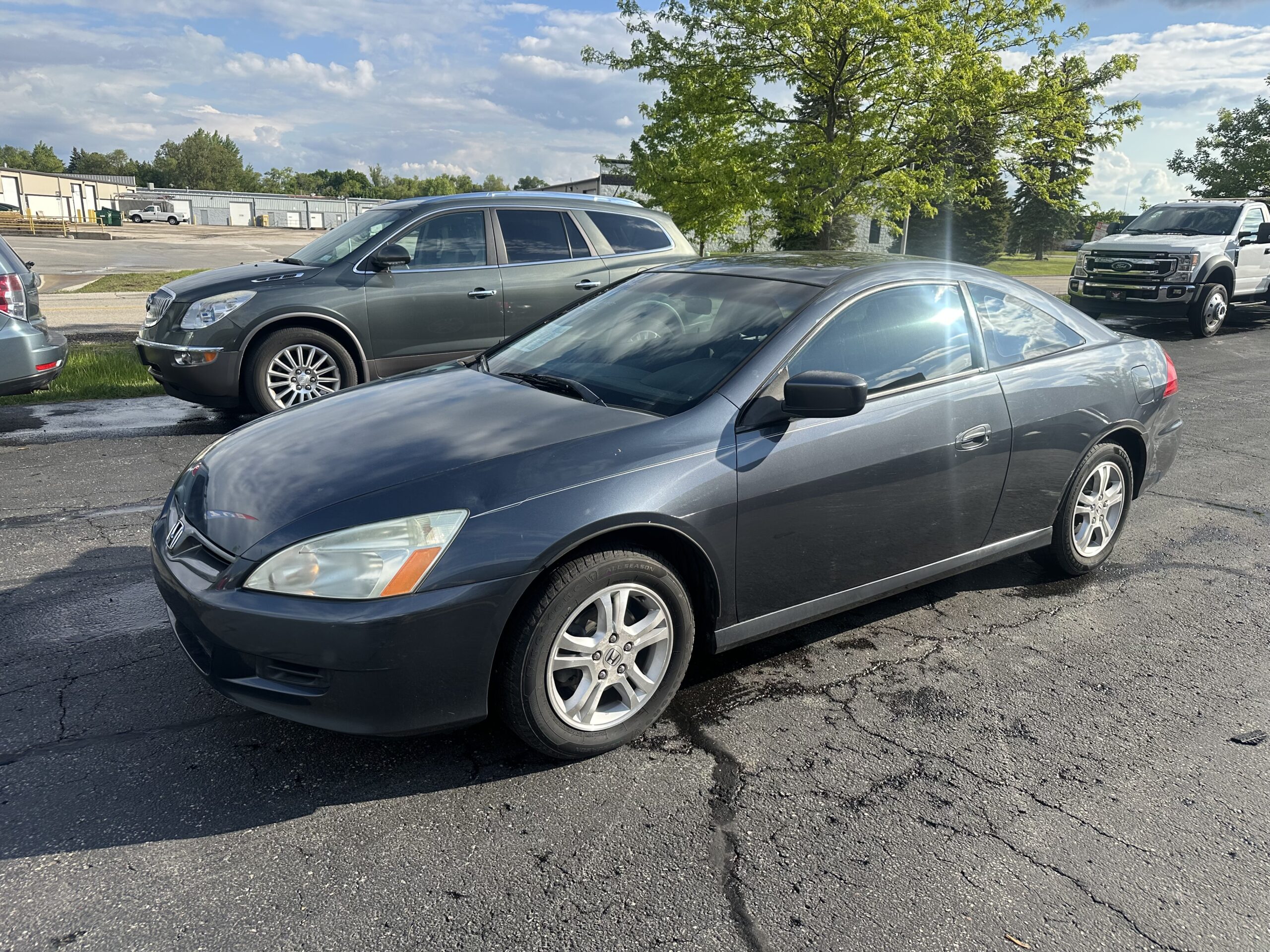 
								2007 Honda Accord EX Coupe from Florida never seen snow. full									