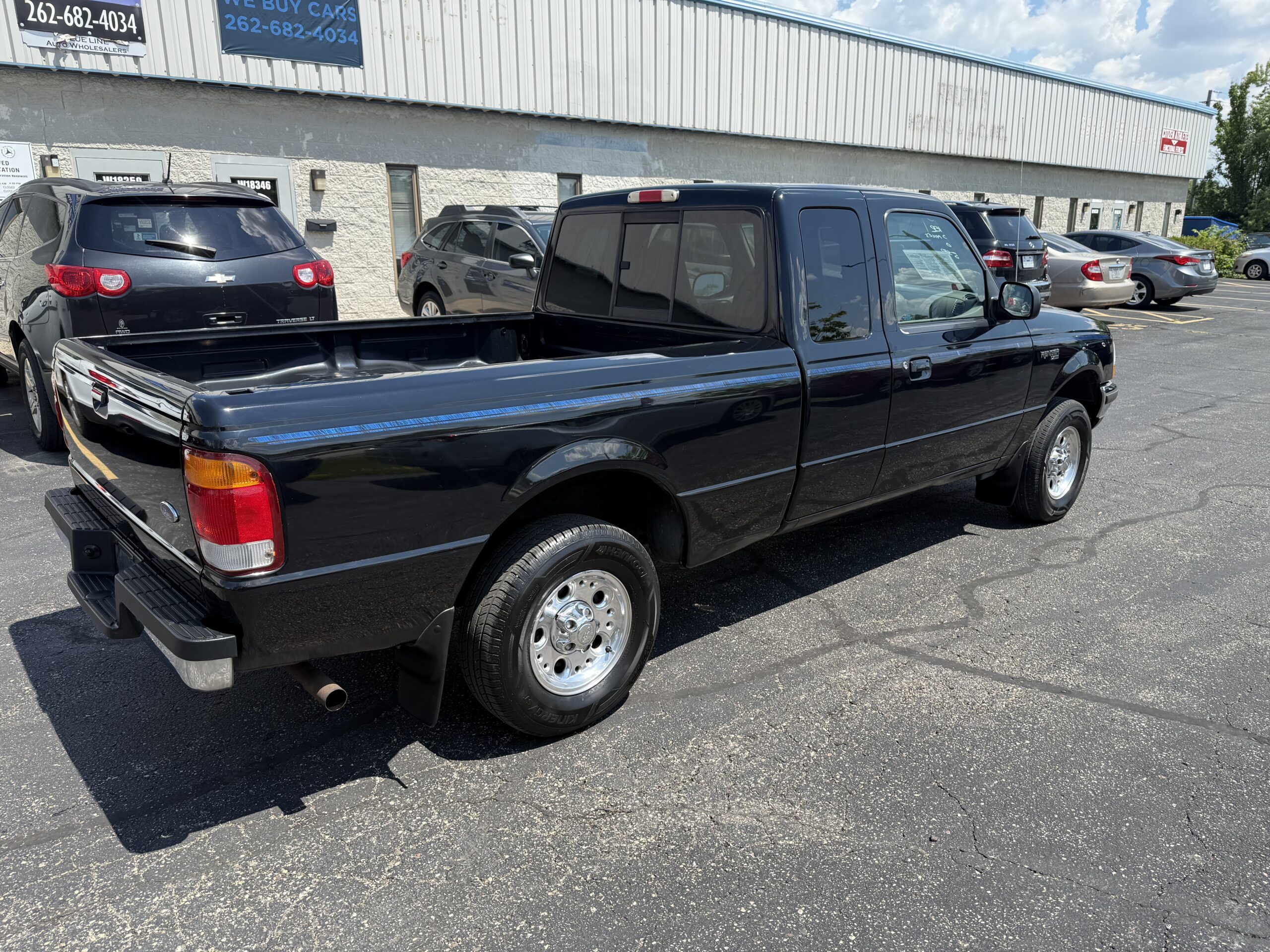
								1998 Ford Ranger XL Splash One Owner full									