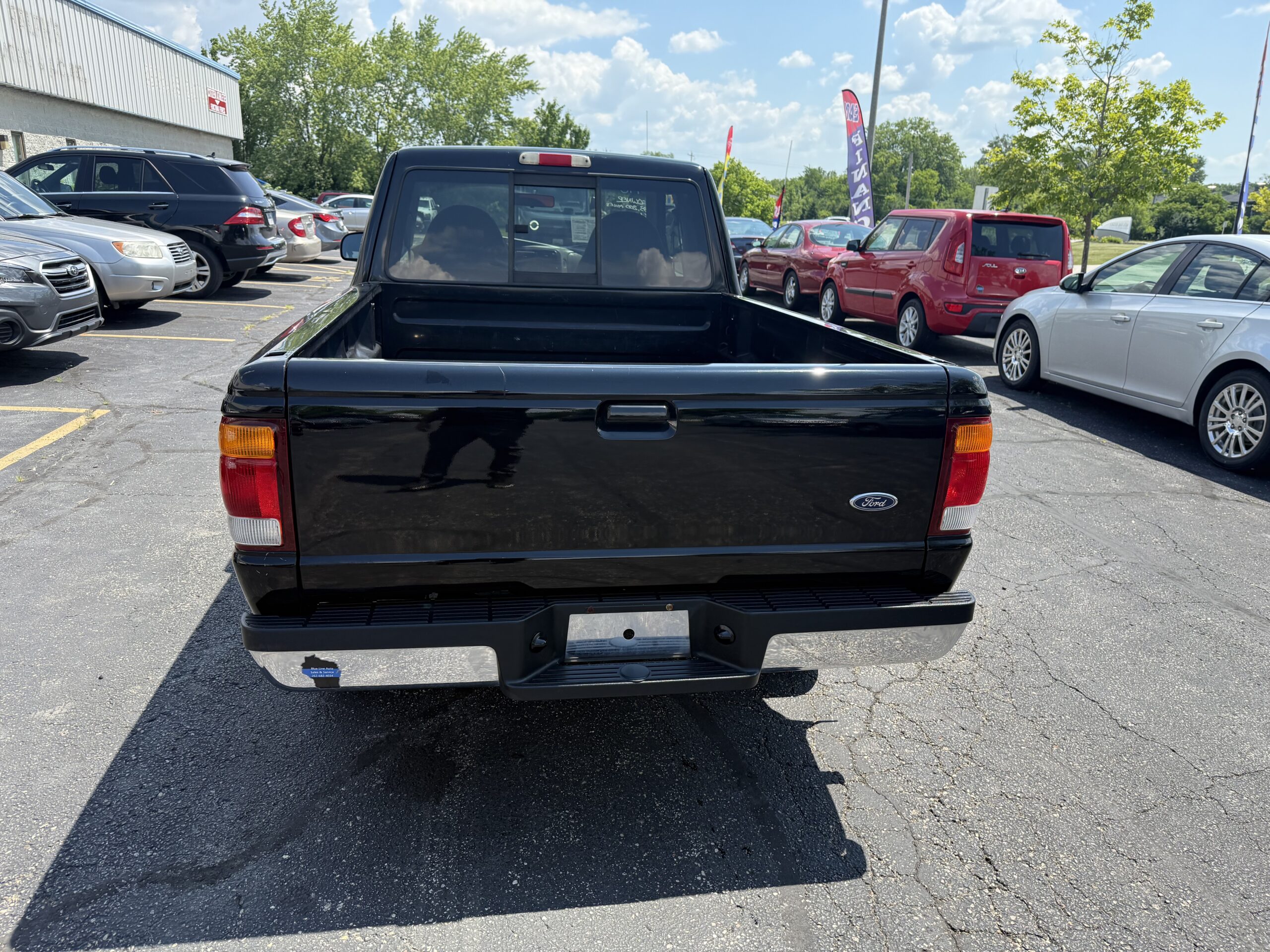 
								1998 Ford Ranger XL Splash One Owner full									
