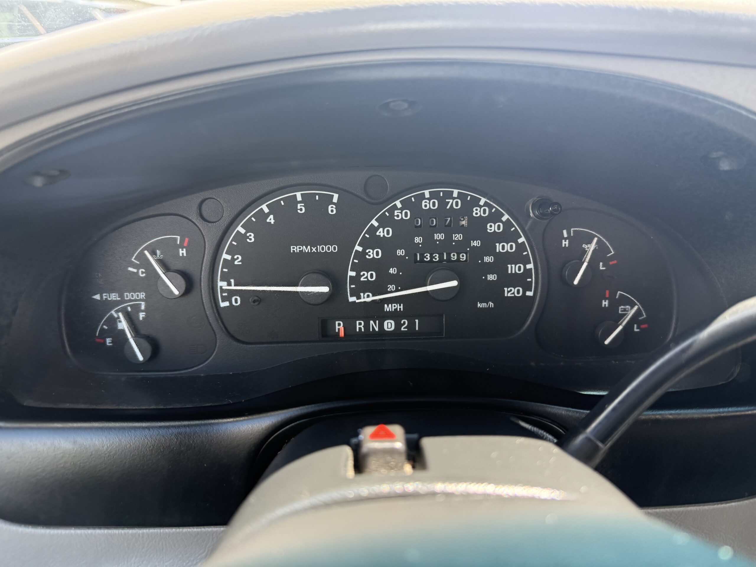 
								1998 Ford Ranger XL Splash One Owner full									