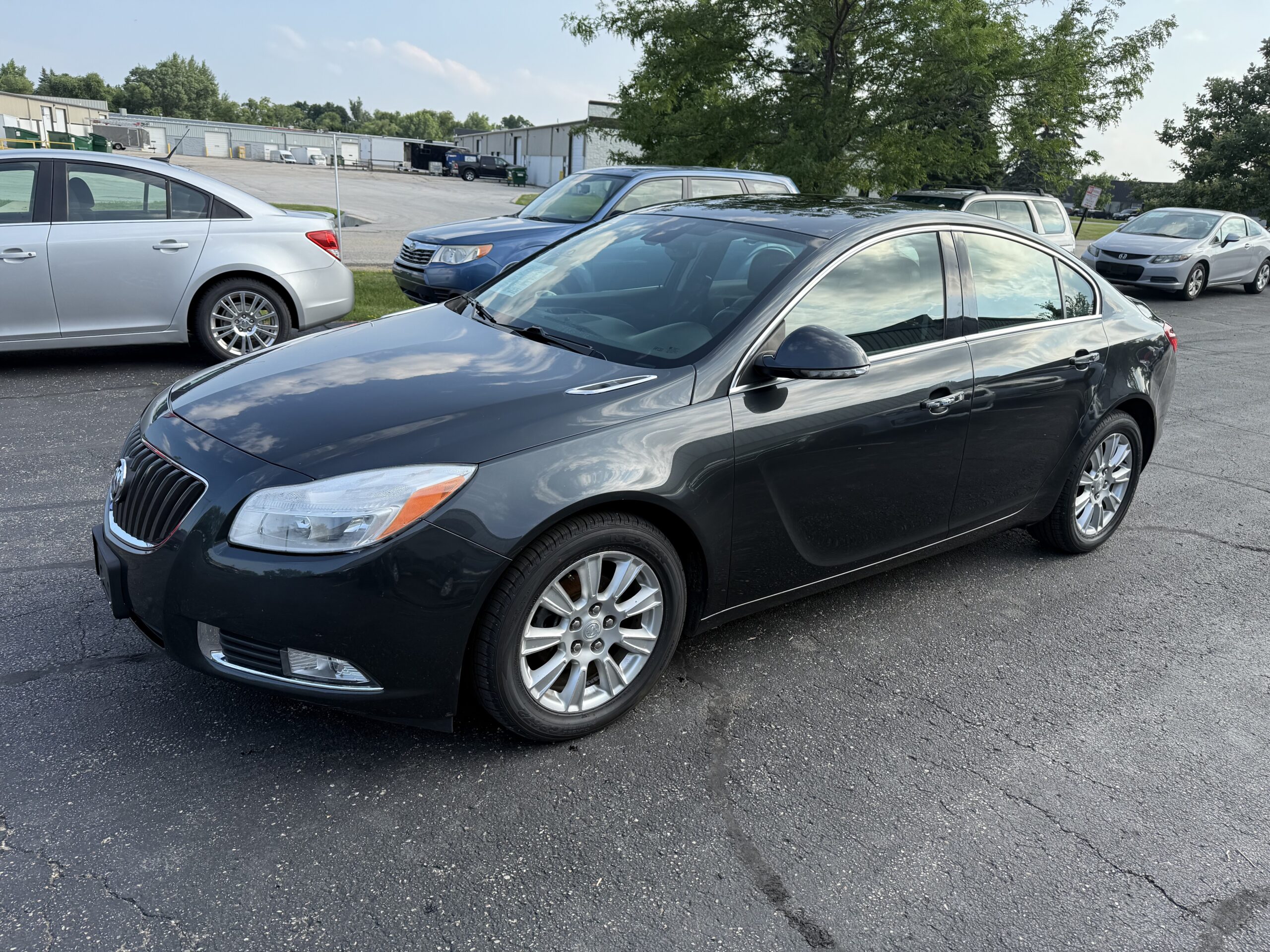 
								2012 Buick Regal Premier One Owner full									