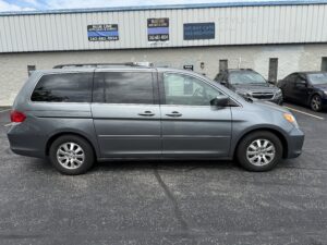 2009 Honda Odyssey EX. ONE OWNER. 12 month 12,000 miles warranty