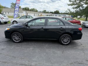 2012 Toyota Corolla LE. Comes with a 12 month 12,000 mile warranty.